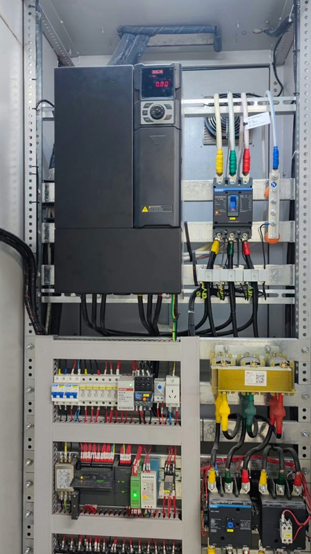 CMC系列软起动和XFC系列变频器服务地铁项目(图3)